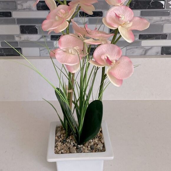 Amazon.com: Briful Orchids Artificial Flowers 18 Orchid Plant Luxury decorative flowers with  Pot Home Decor Light Pink